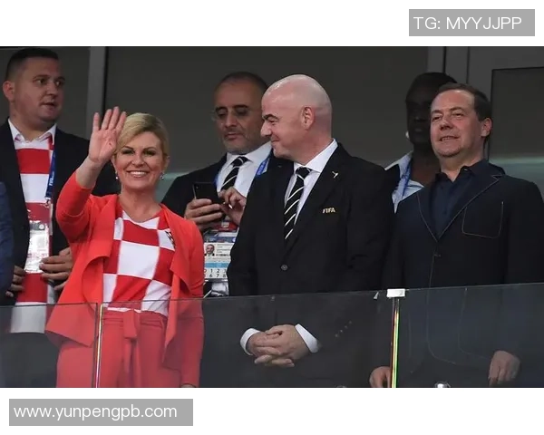 重庆网球队在世界杯积分榜上以62分稳居第一名展现强劲实力